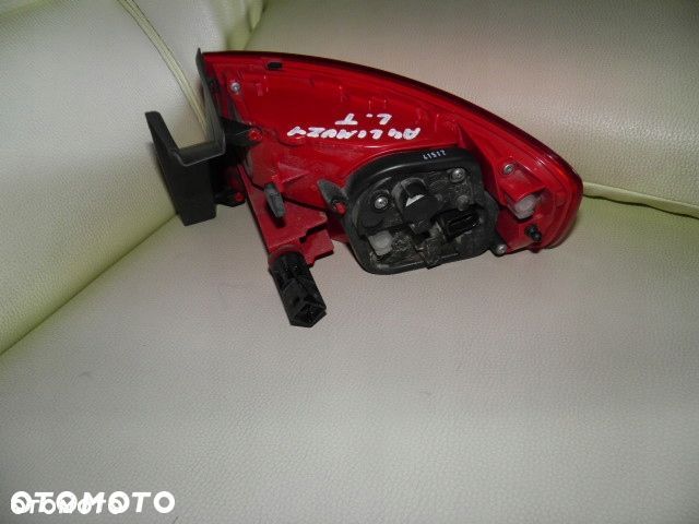 LAMPA TYLNA LEWA AUDI A4 8K5 LIMUZYNA 2012r - 6