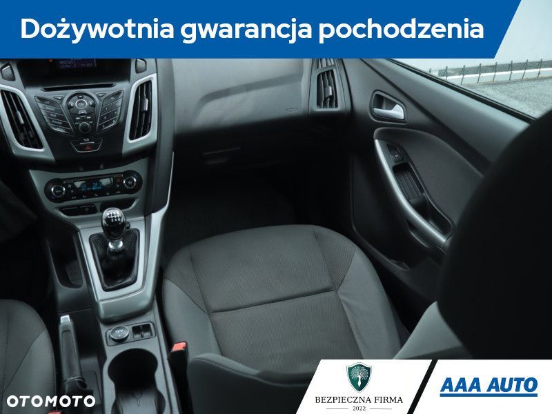 Ford Focus - 10