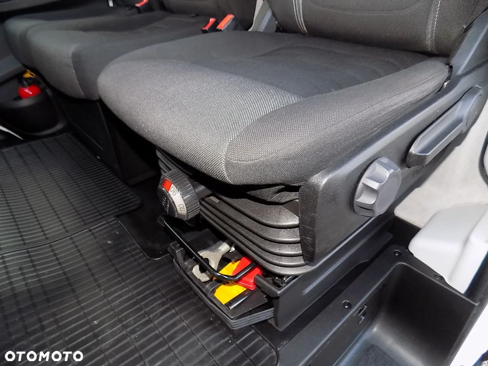 Iveco DAILY; 3.0-POWER, FURGON MAX, PRZEBIEG; 64 TYŚ ! - 24