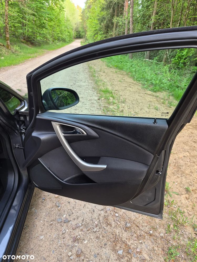 Opel Astra 1.4 Turbo - 24