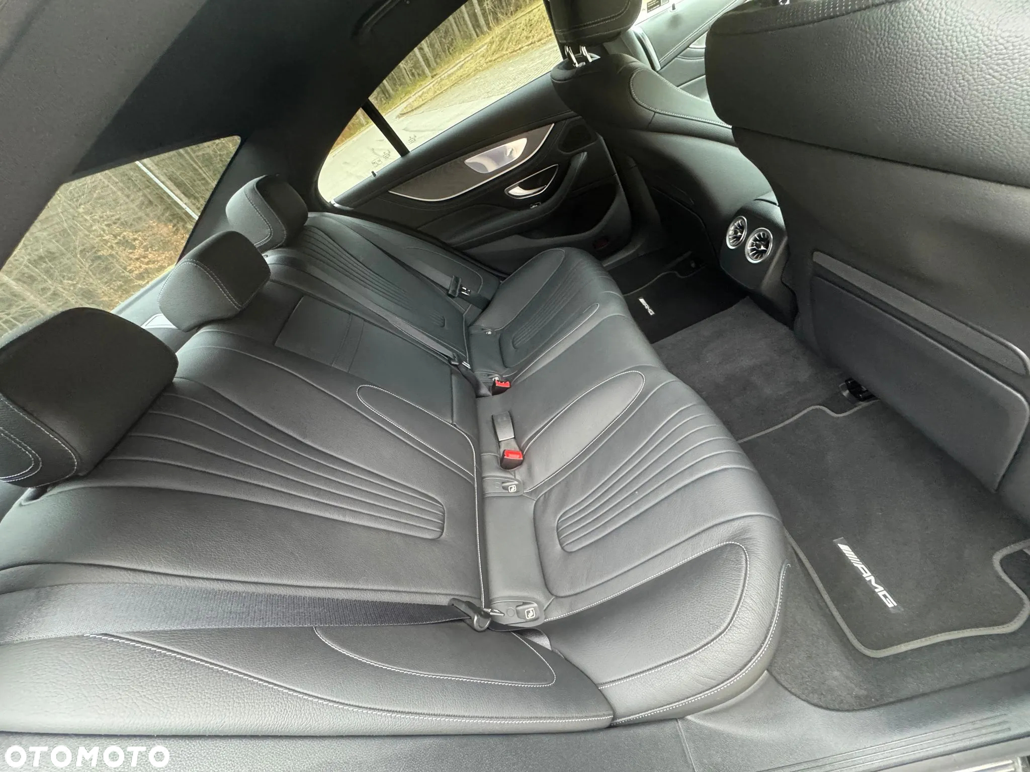 Mercedes-Benz CLS 400 d 4-Matic AMG - 16