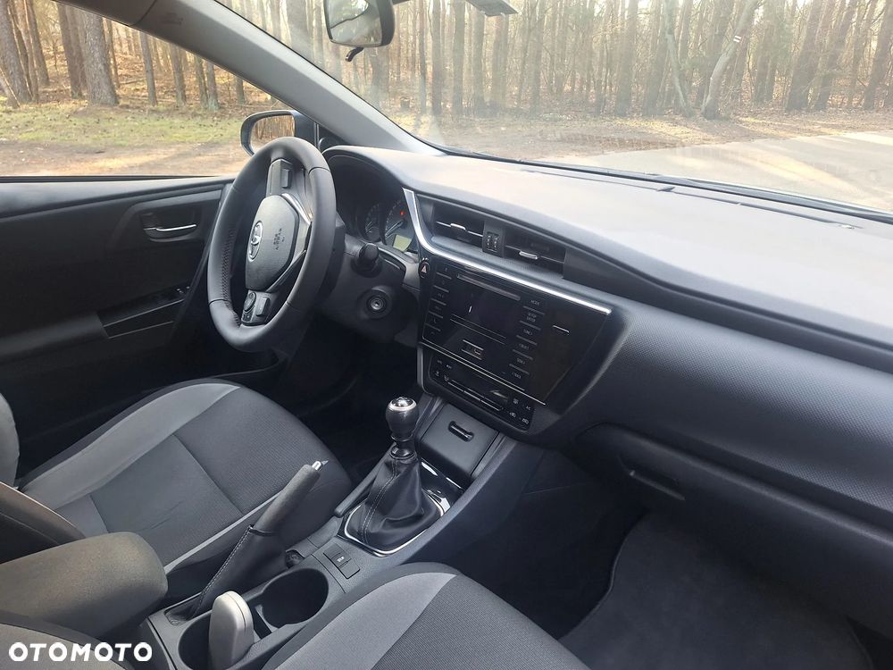 Toyota Auris 1.33 VVT-i Active - 10