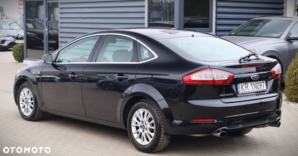 Ford Mondeo 2.0 EcoBoost Titanium - 8