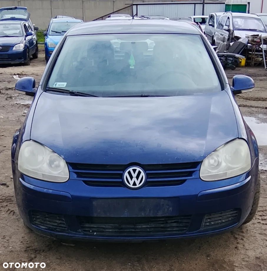 VW GOLF V - 2