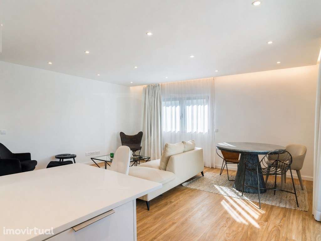 T2 em condomínio exclusivo no Estoril, com 2 lugares de estacioname... - Grande imagem: 5/27