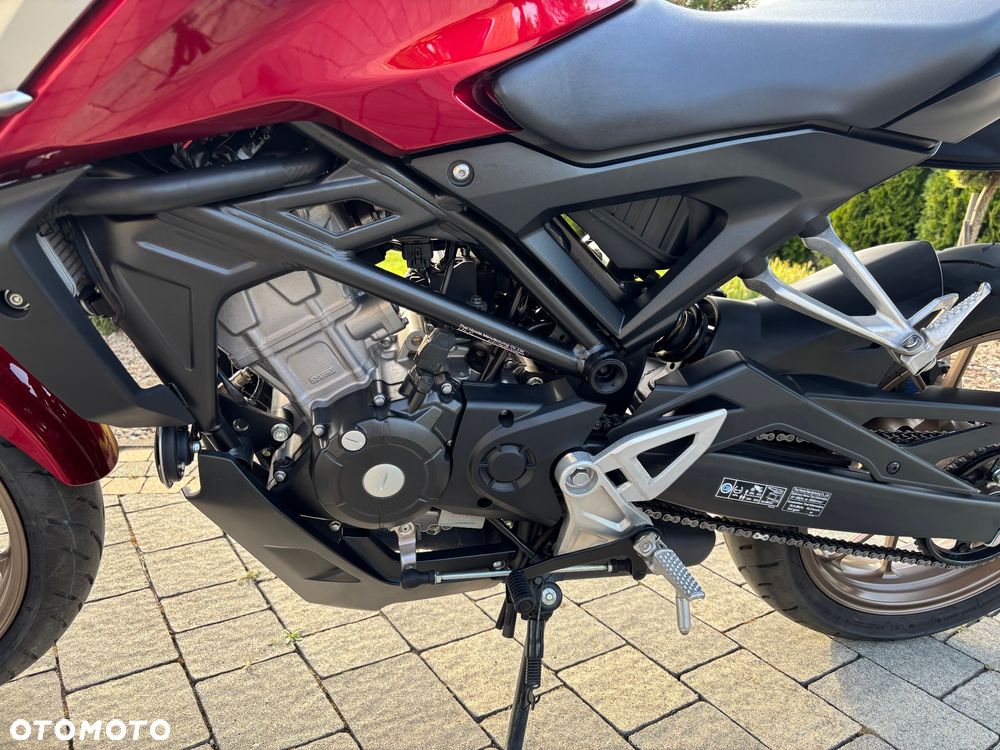 Honda CB - 3
