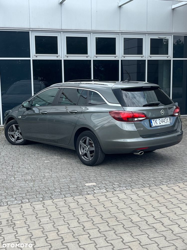 Opel Astra 1.6 BiTurbo D (CDTI) Start/Stop Innovation - 22