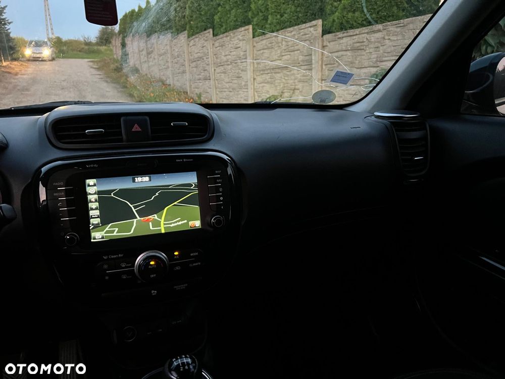 Kia Soul 1.6 CRDI XL - 21