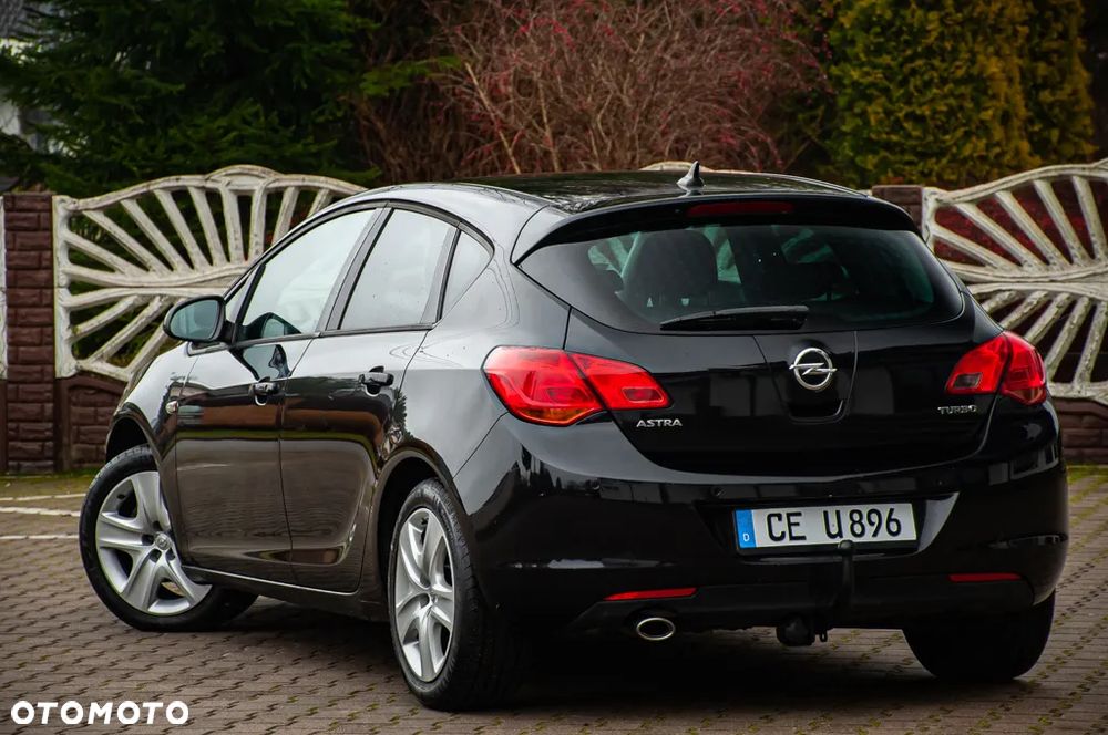 Opel Astra 1.4 Turbo Innovation - 13