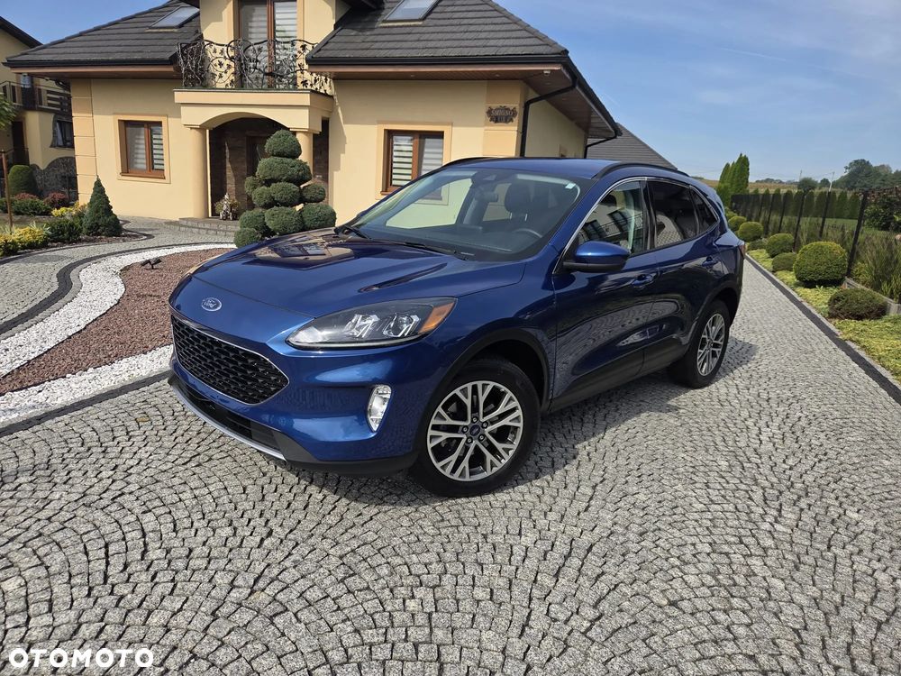 Ford Kuga - 24