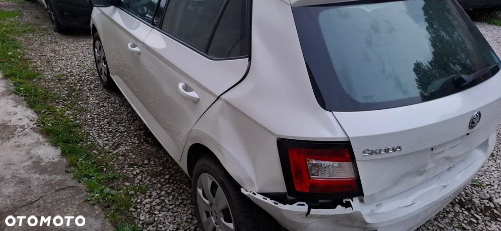 Skoda Fabia - 5