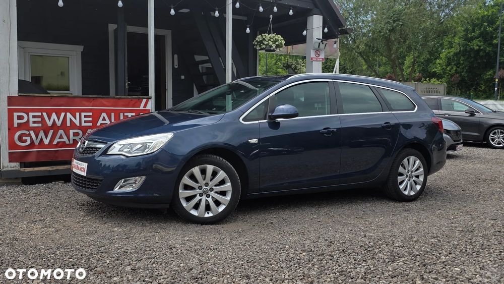 Opel Astra 1.4 T Cosmo - 1