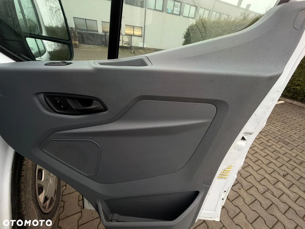 Ford TRANSIT - 15