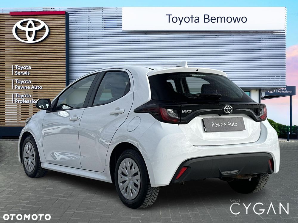 Toyota Yaris - 8