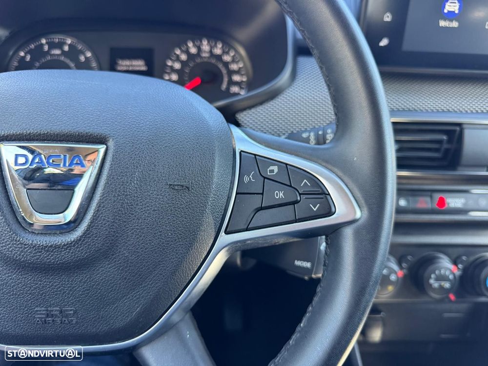 Dacia Sandero - 27