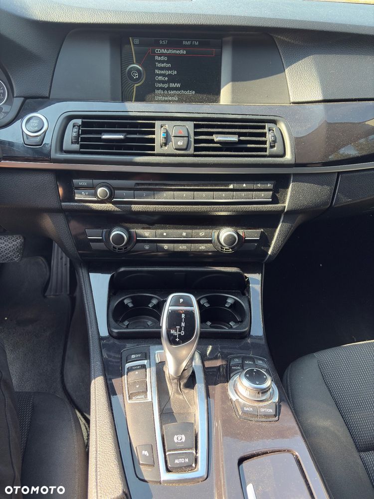 BMW Seria 5 520d Touring - 30