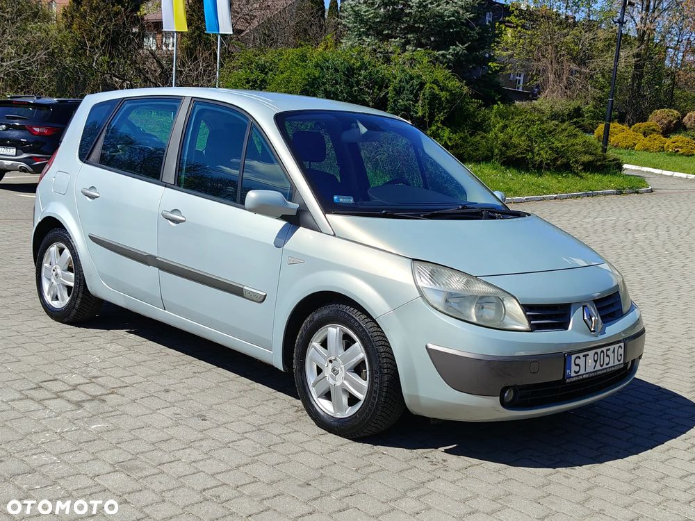 Renault Scenic 1.6 16V Expression - 11