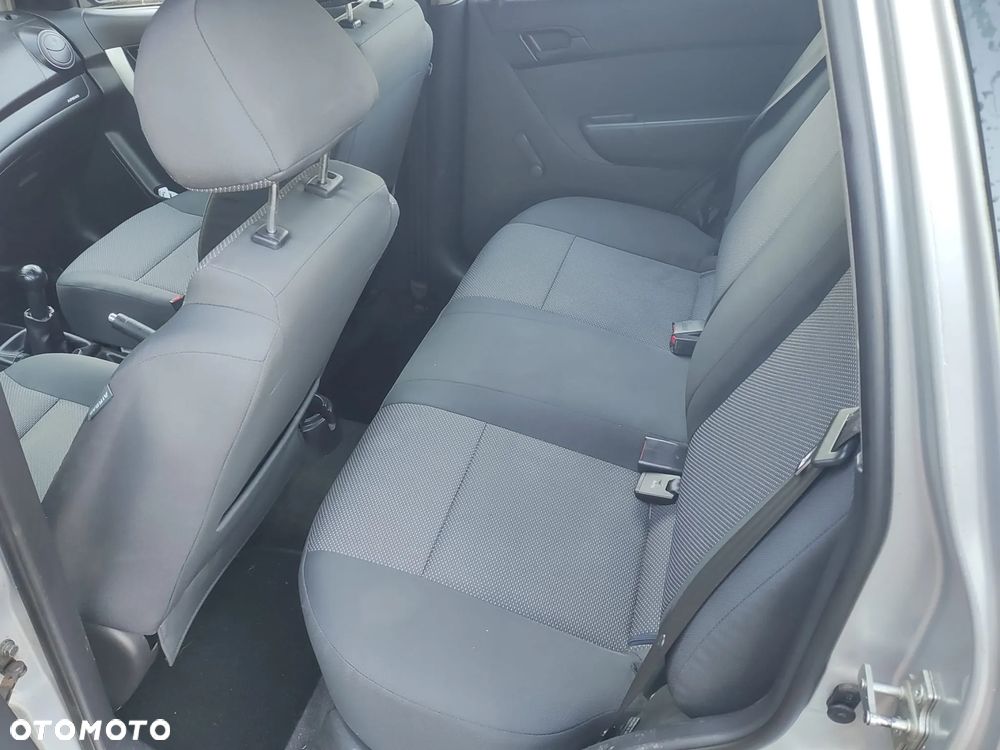 Chevrolet Aveo 1.2 16V Base - 9