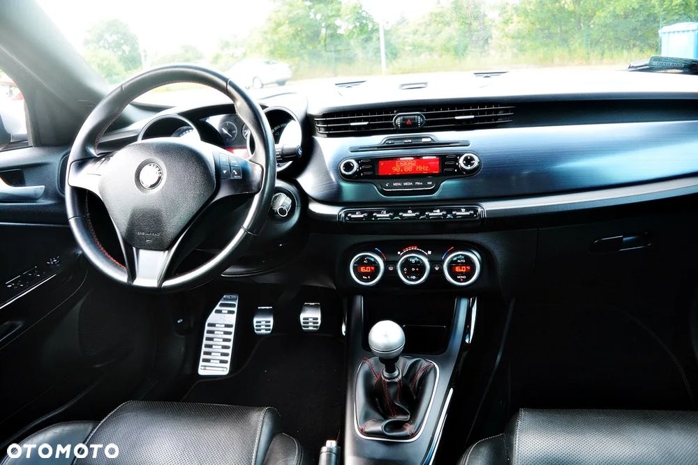 Alfa Romeo Giulietta 1.4 TB 16V Multiair Collezione - 8