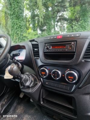 Iveco dostawczy - 8
