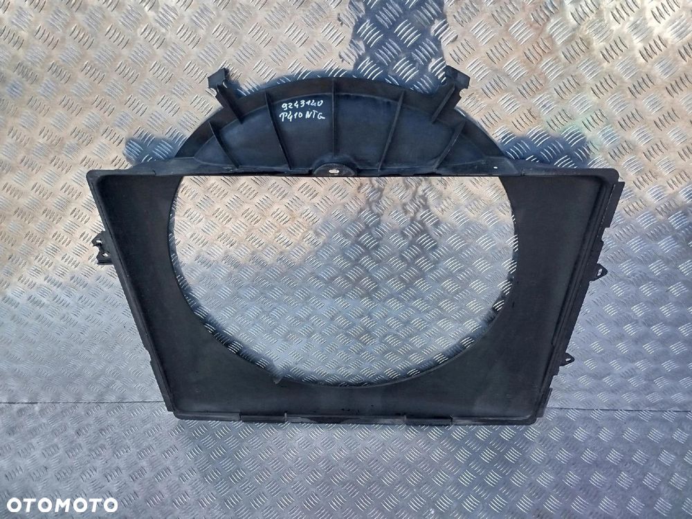 TUNEL CHŁODNICY SCANIA P NTG - 4