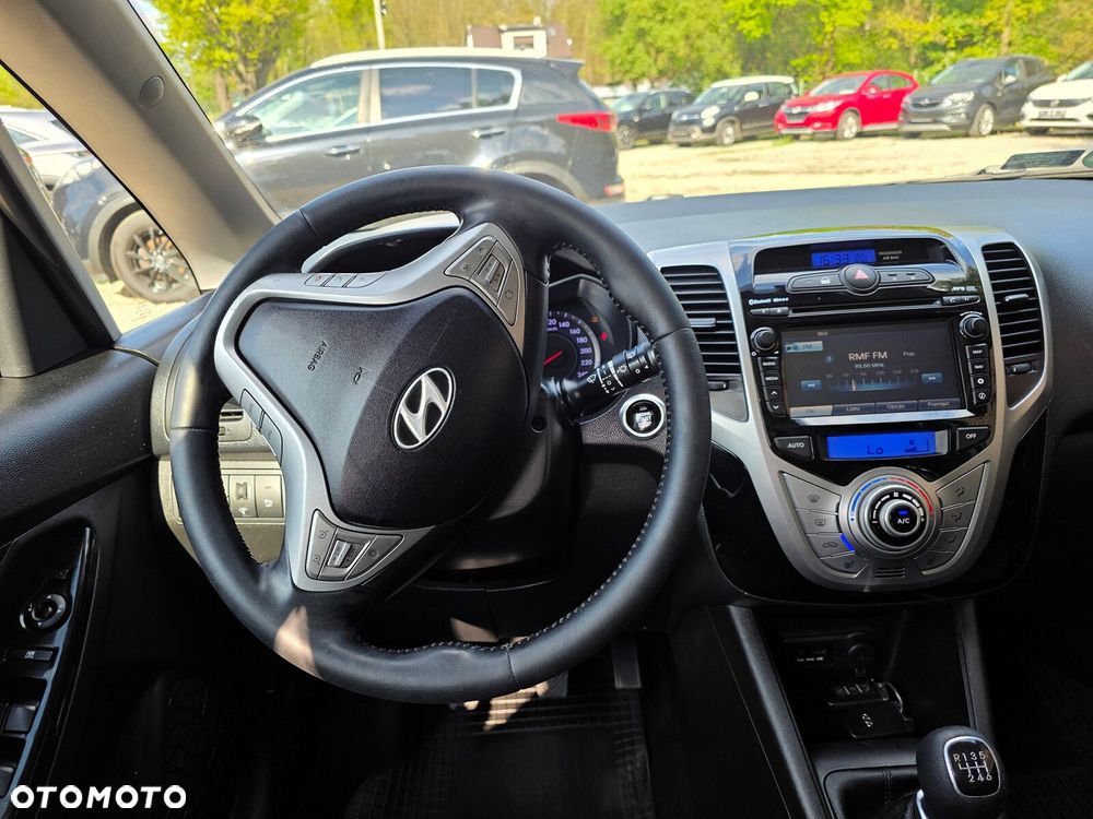 Hyundai ix20 - 12