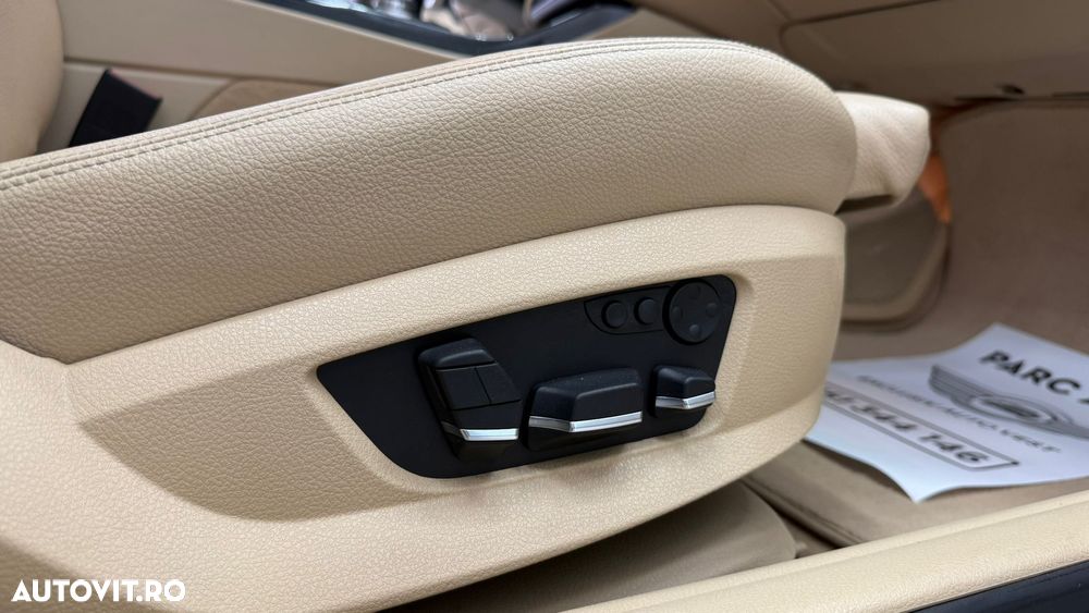 BMW Seria 5 530d Sport-Aut. - 33