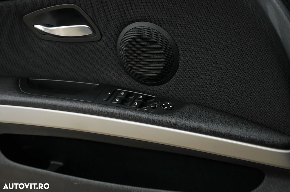 BMW Seria 3 320d DPF Aut. Edition Fleet - 15