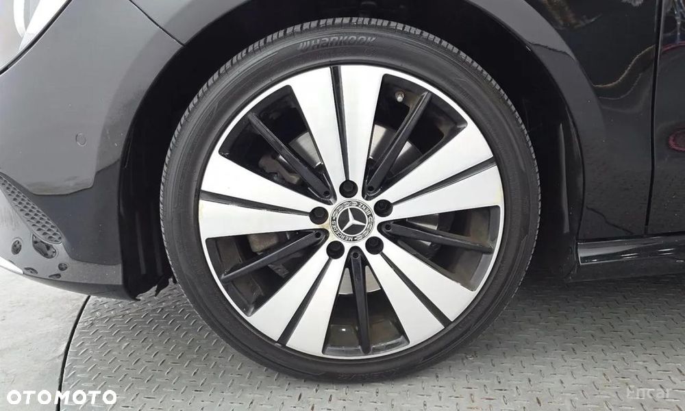 Mercedes-Benz CLA - 29