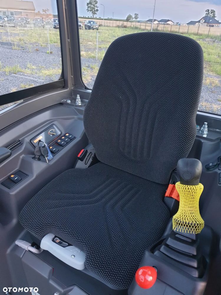 Volvo ECR25D NOWA DOSTĘPNA OD RĘKI, SZYBKOZŁĄCZE, DŁUGIE RAMIĘ, OBRÓT W OBRYSIE - 37