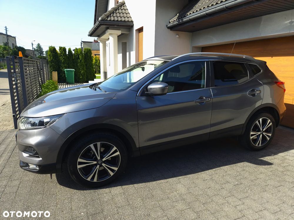 Nissan Qashqai - 2