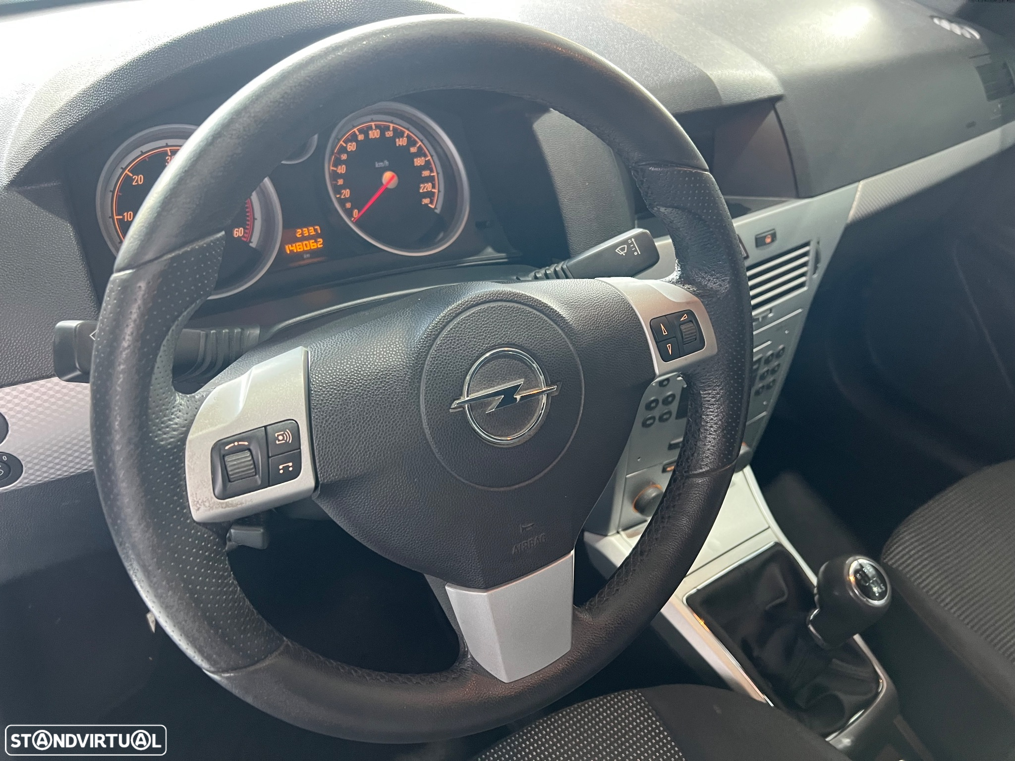 Opel Astra GTC 1.3 CDTi - 13