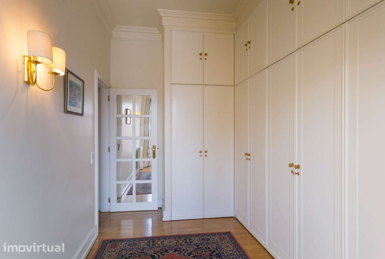 Apartamento, 300 m², Cascais e Estoril - Grande imagem: 3/23