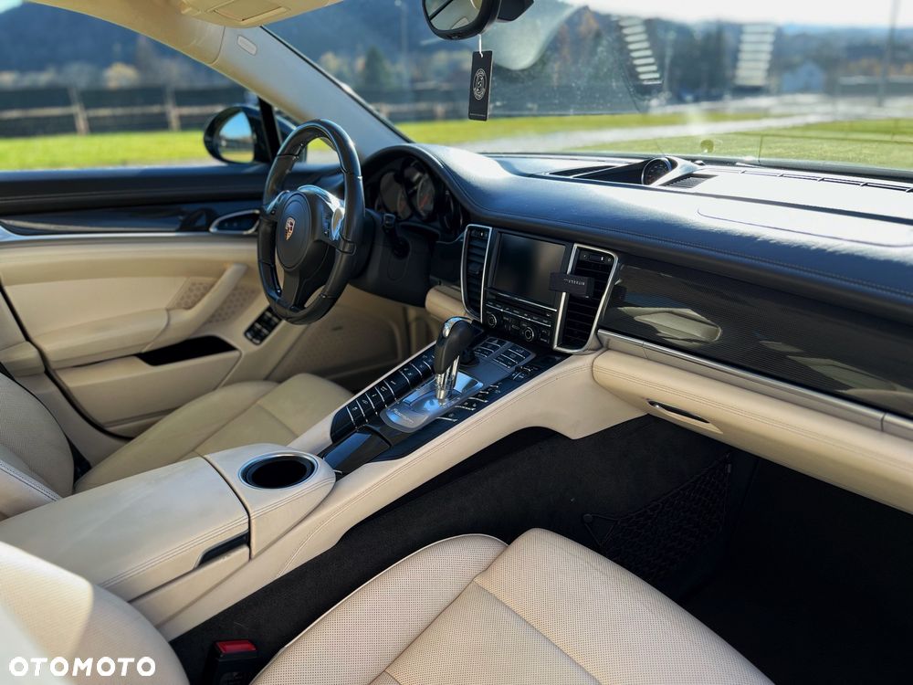 Porsche Panamera 13-16 - 29