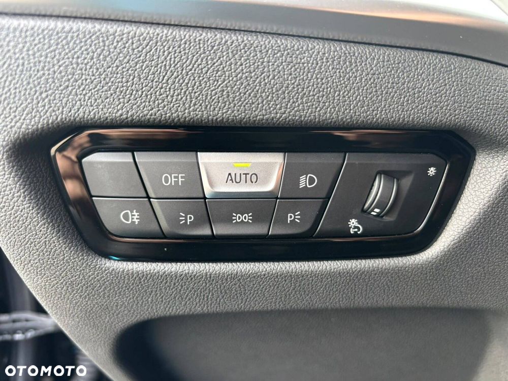 BMW Seria 3 - 38