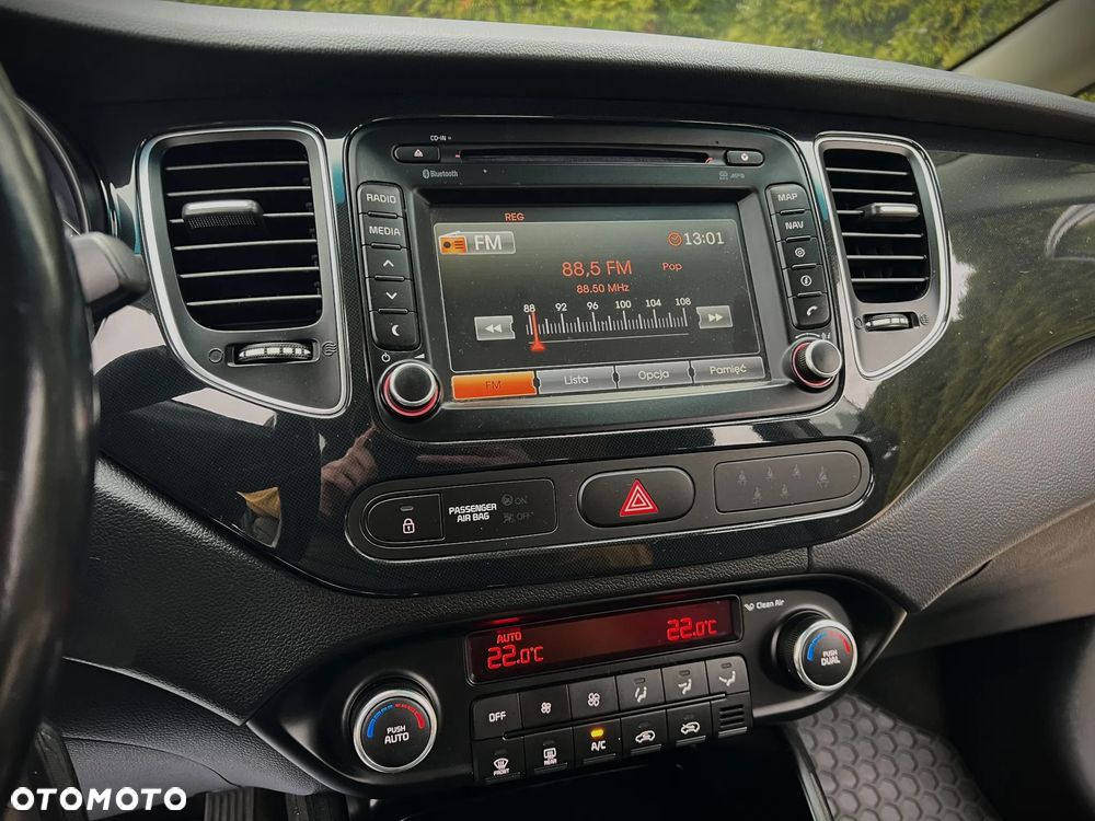 Kia Carens 1.7 CRDi L 7os 7DCT - 31