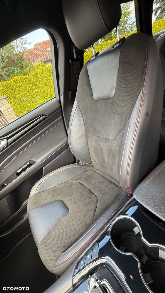 Ford Mondeo 2.0 EcoBlue ST-Line - 27
