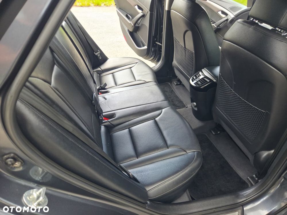 Hyundai i40 2.0 Premium - 17