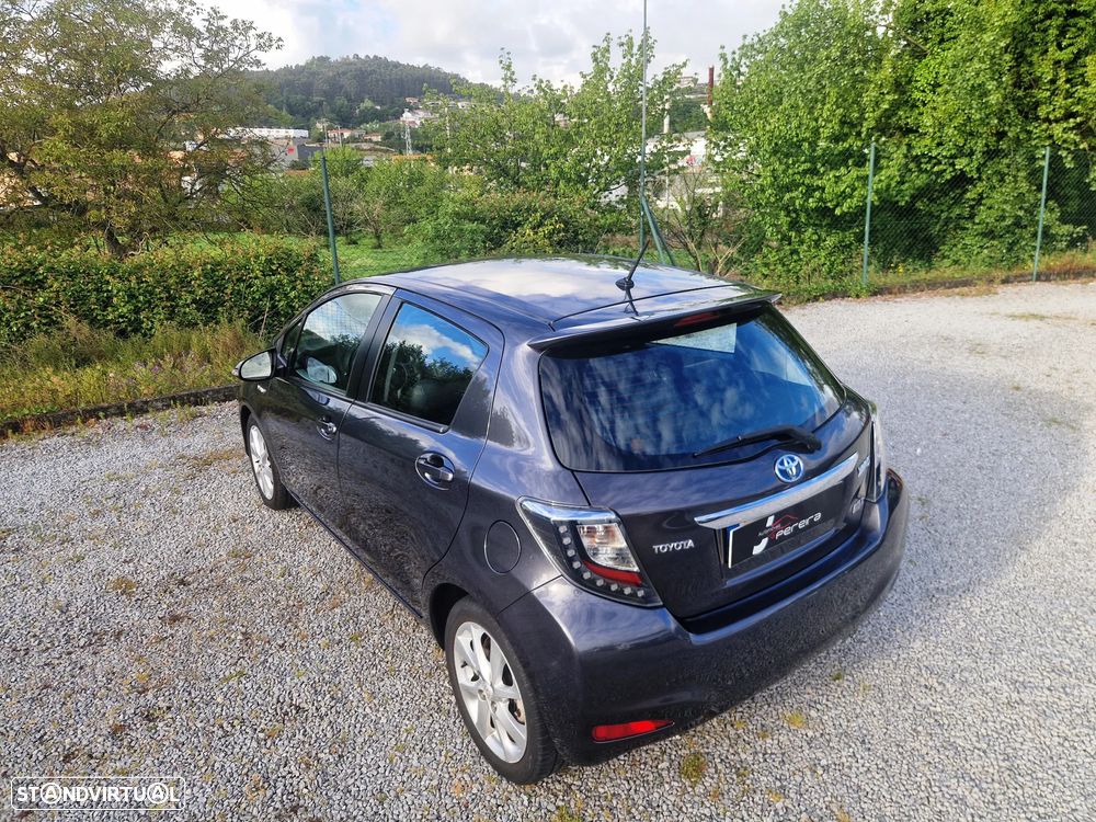 Toyota Yaris 1.5 HSD Sport+Navi - 15