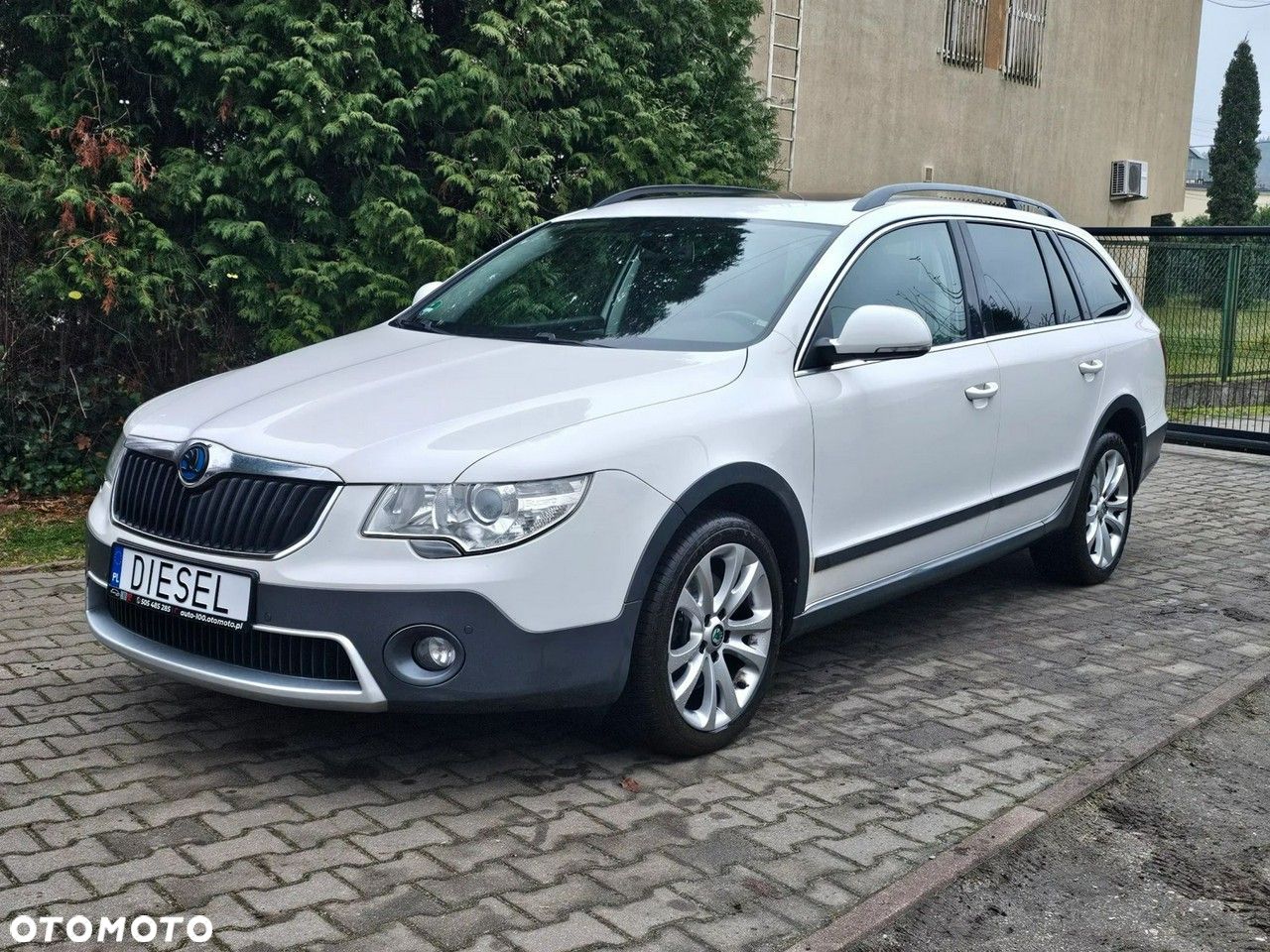 Skoda Superb 2.0 TDI Platinum Outdoor DSG - 1