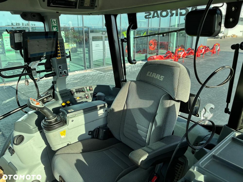 Claas Arion 470 CIS+ - 11