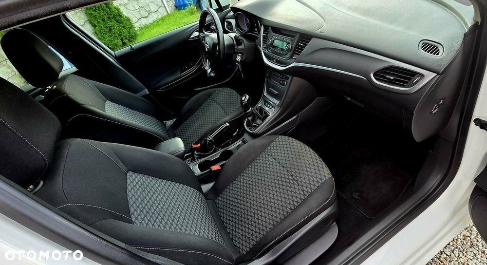 Opel Astra 1.4 Turbo Edition - 8