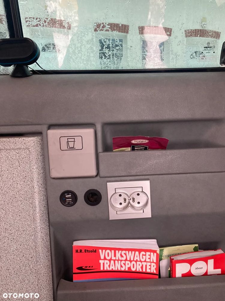 Volkswagen Transporter - 17