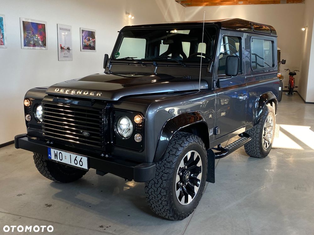 Land Rover Defender