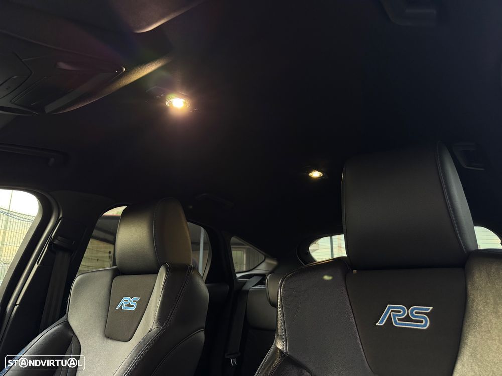 Ford Focus 2.3 EcoBoost RS - 25