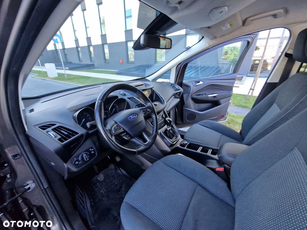 Ford C-MAX - 10