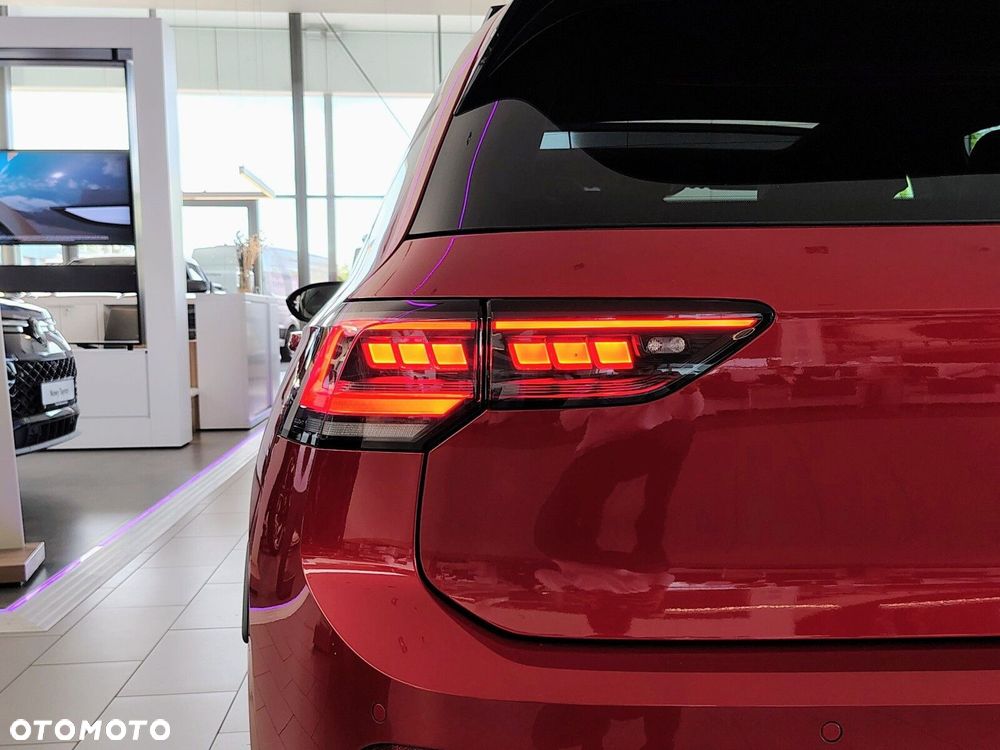 Volkswagen Golf - 9