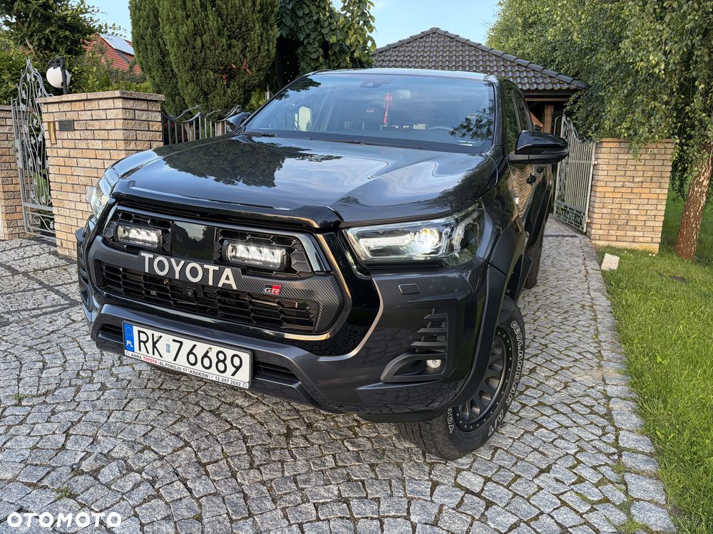 Toyota Hilux 2.8 D-4D Double Cab GR Sport 4x4 - 11