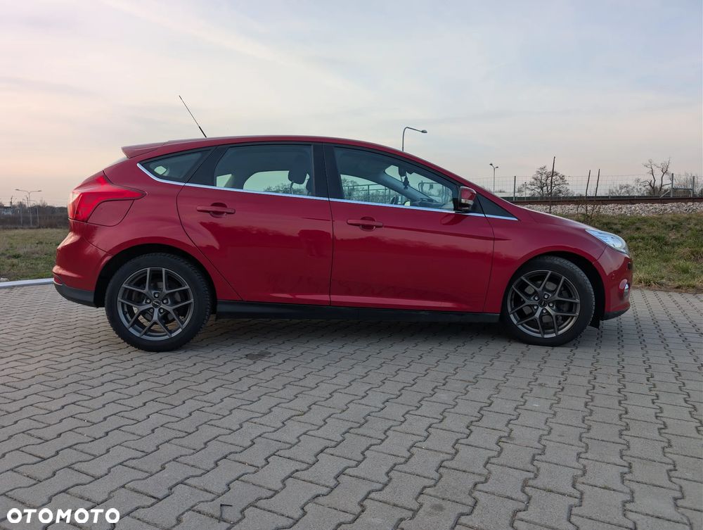 Ford Focus 1.6 EcoBoost Start-Stopp-System Titanium - 16