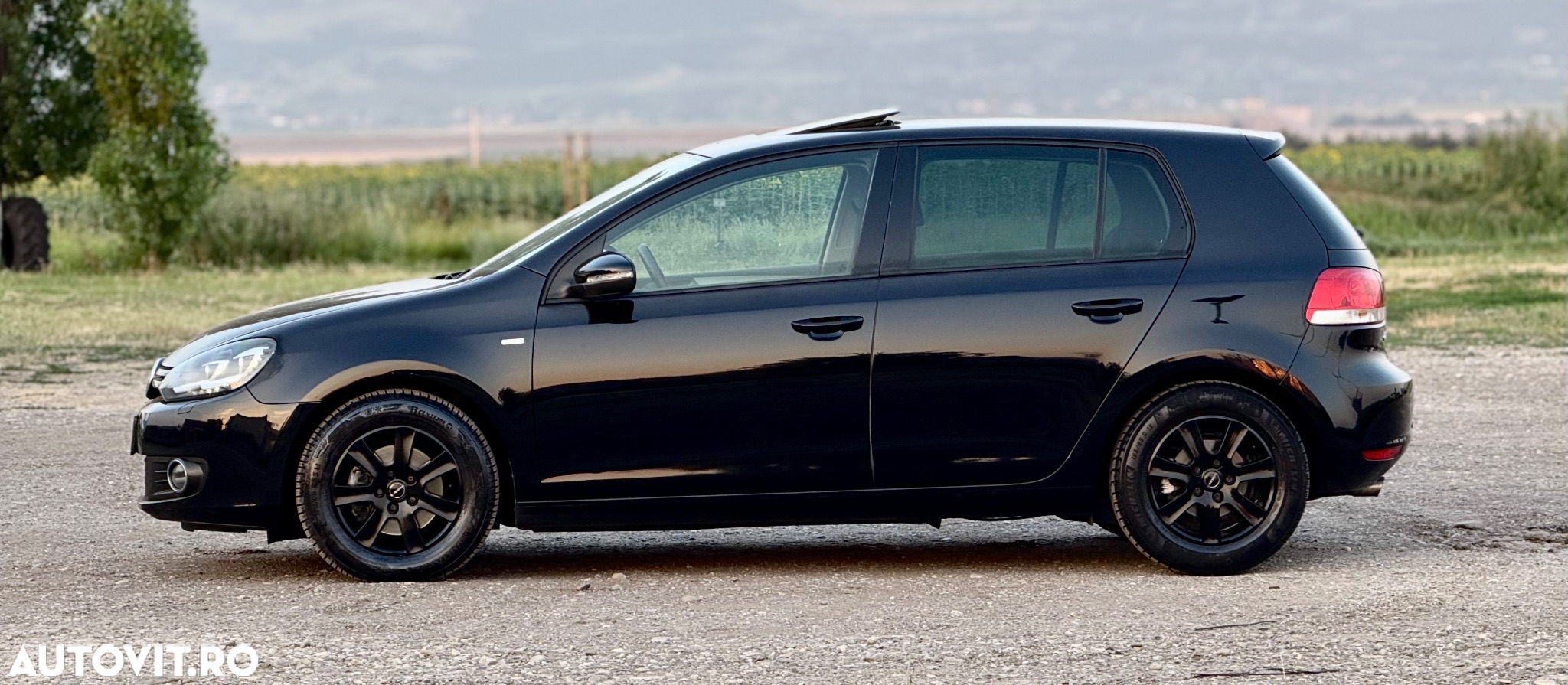 Volkswagen Golf 2.0 TDI DPF MATCH - 16